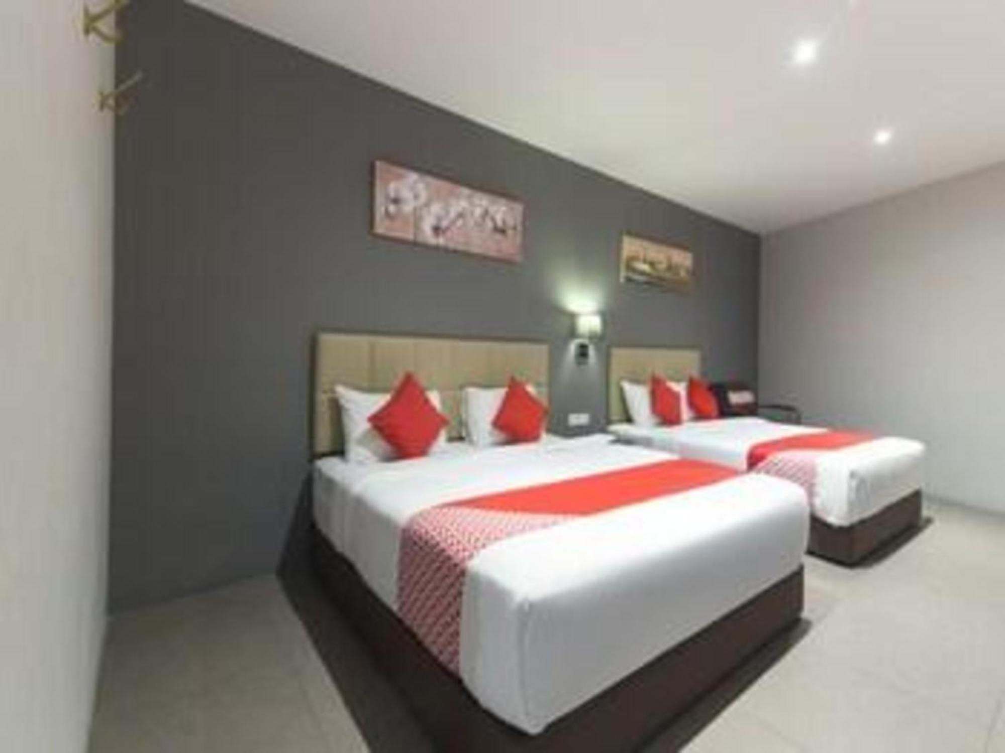 Yootel Boutique Hotel Kajang Exterior photo